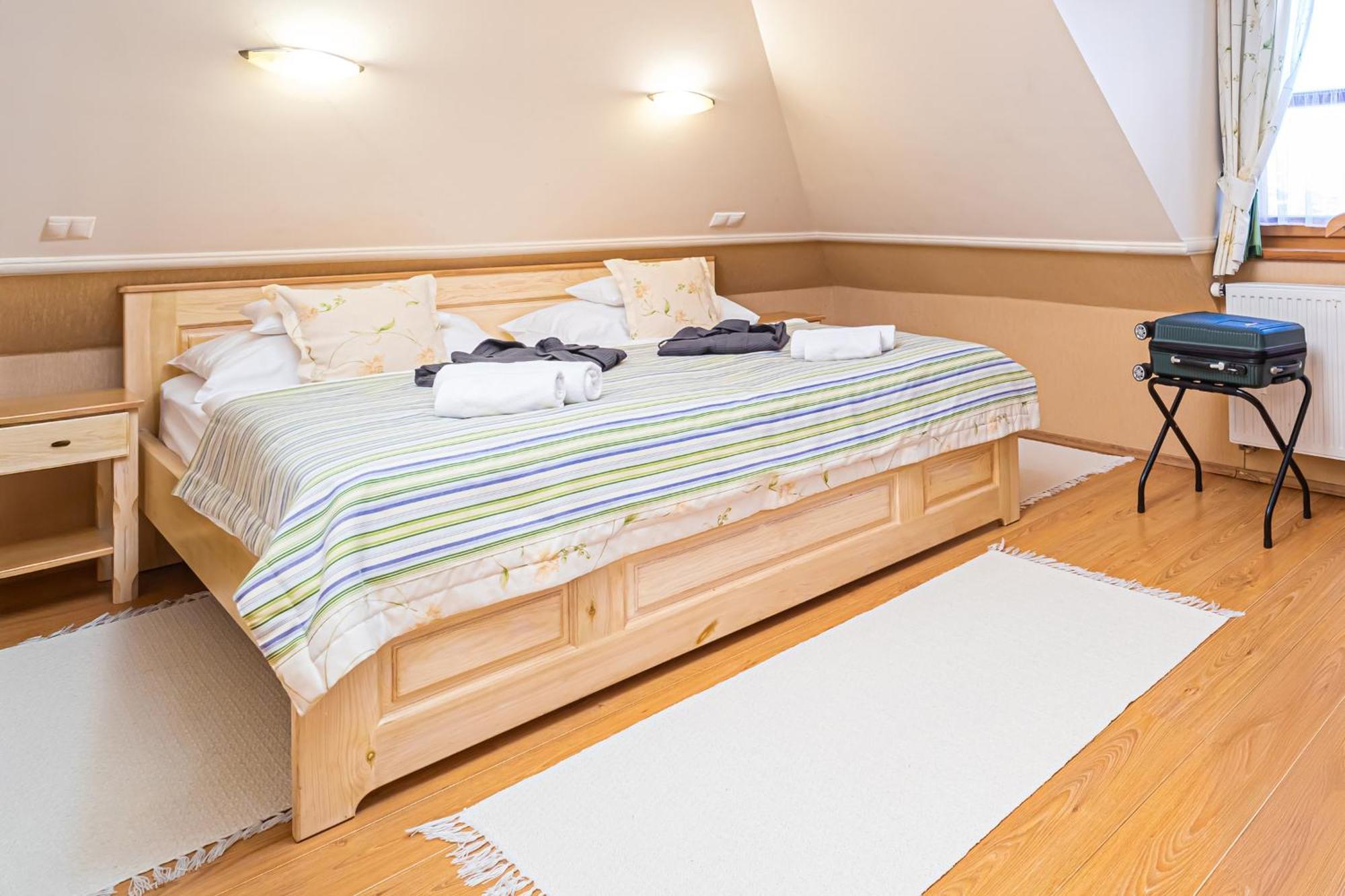 Rigotanya Relax & Wellness Panzio Buekfuerdo Ξενοδοχείο Εξωτερικό φωτογραφία