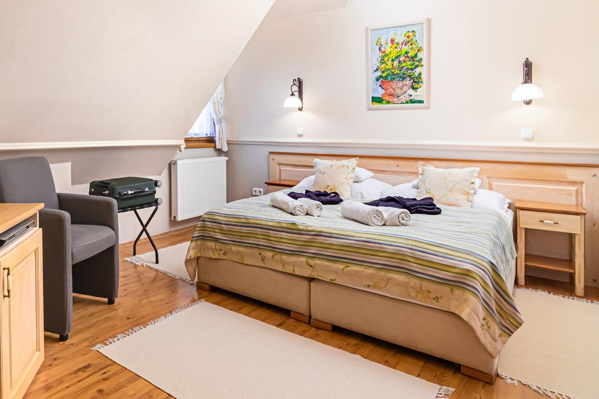 Rigotanya Relax & Wellness Panzio Buekfuerdo Ξενοδοχείο Εξωτερικό φωτογραφία