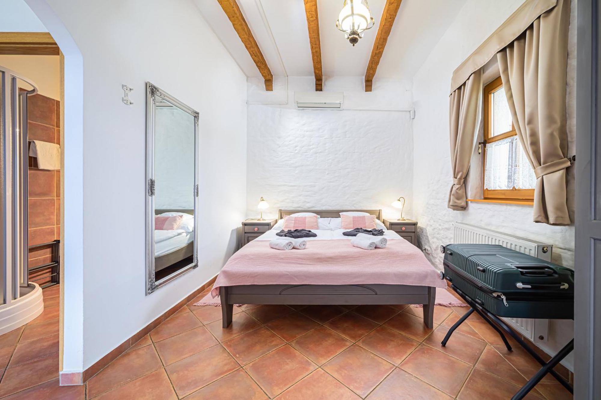 Rigotanya Relax & Wellness Panzio Buekfuerdo Ξενοδοχείο Εξωτερικό φωτογραφία